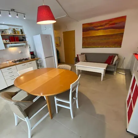 La Union Apartment *